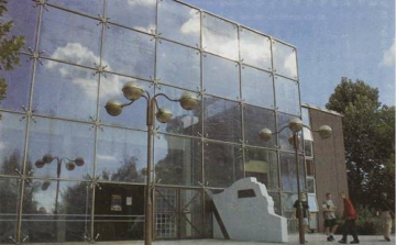 A Dunaferr iskola nyitott kapui