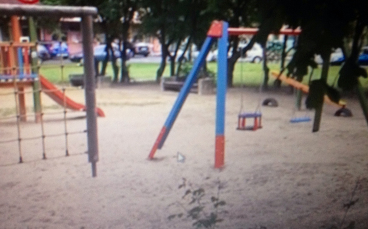 Térkövezés, játszótér felújítás a Békében