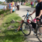 Motorcsónak két napon keresztül