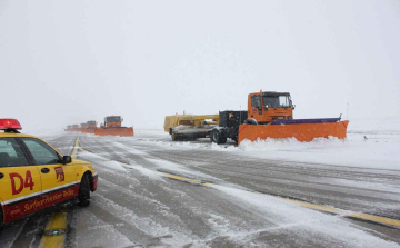 Már járnak a buszok is (7:30)