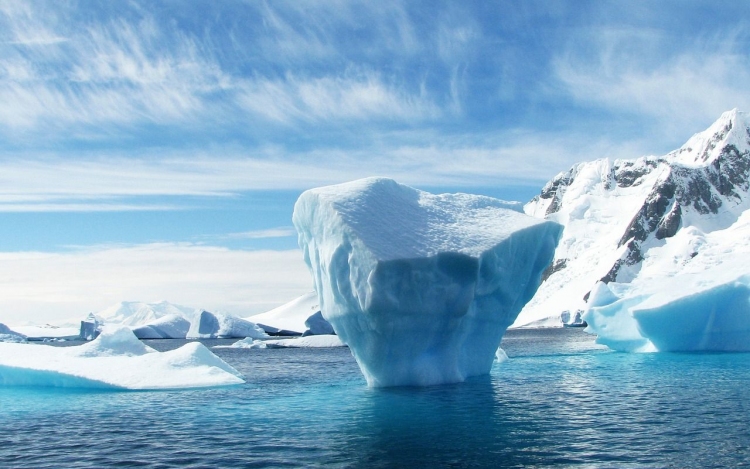 Többszörösére gyorsult a jégolvadás Grönlandon és az Antarktiszon