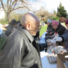 Húsvéti ételosztás