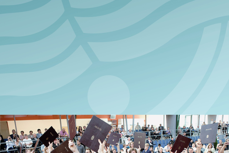 Oklevelesek és diplomások napja a Dunaújvárosi Főiskolán