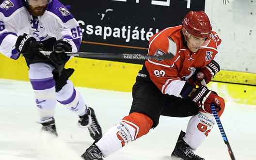 Bikák legyőzték a titánokat