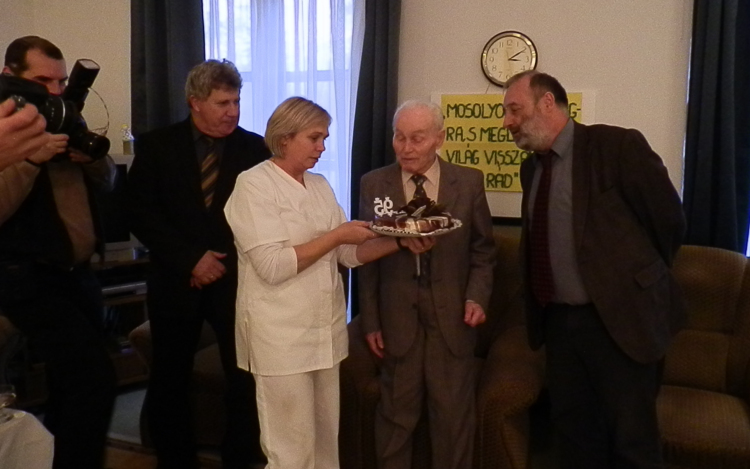 Gyula bácsi 95 éve