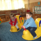 Zengő-bongó bölcsisek hétköznapjai