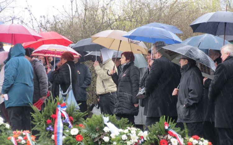 Ünnepek és hétköznapok