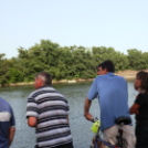 Motorcsónak két napon keresztül