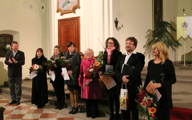 Öregekkel nyertek plakettet a paksiak