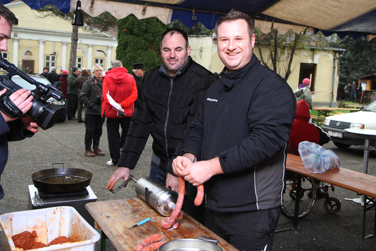 Pentelei Kolbászfesztivál