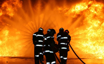 Meghibásodott gáztűzhely okozott kisebb robbanást Dunaújvárosban