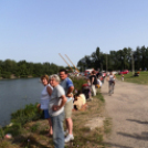 Motorcsónak két napon keresztül