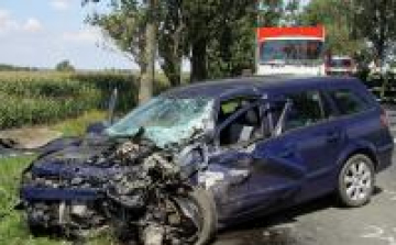 Mentőhelikopter érkezett a legsúlyosabb sérültért 