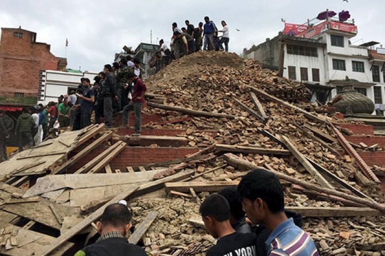 Nepáli földrengés - Magyar szervezetek is próbálnak segíteni