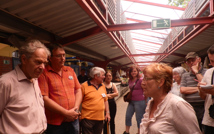 Bauer és botrány a piacon