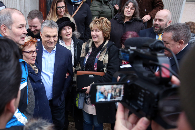 Orbán Viktor: Dunaújváros becsületbeli ügy