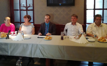 Állva tapsoltak a Vasasnak