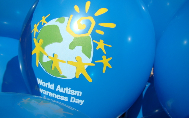 Ragyogj kékben Dunaújváros!