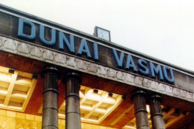 A kohászat marad, de elbocsátások pedig lesznek