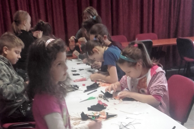 Boszitábor az MMK-ban