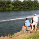 Motorcsónak két napon keresztül