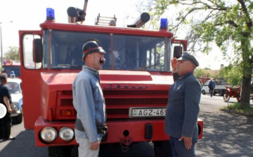 Szerették a tűzoltókat