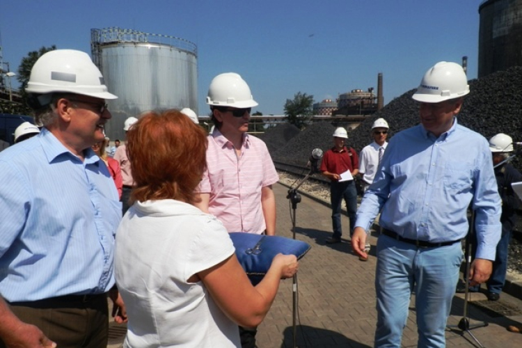 Vasasnap kokszolói átadással