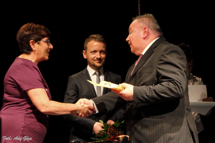 Ünnepel a zeneiskola