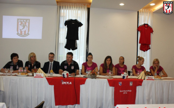 Női kézilabdázóink szép tervekkel, a keretet megerősítve vágnak neki a bajnoki és kupaküzdelmeknek