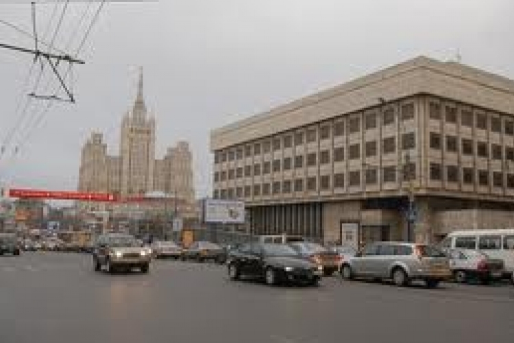 Moszkvai ingatlanügy - Vádat emeltek a volt nagykövet, a volt államtitkár és volt MNV-dolgozók ellen