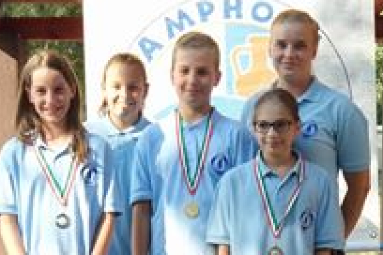 Amphora kupa - éremesővel