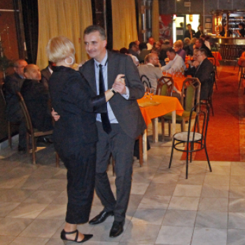 Jótékonysági  bál