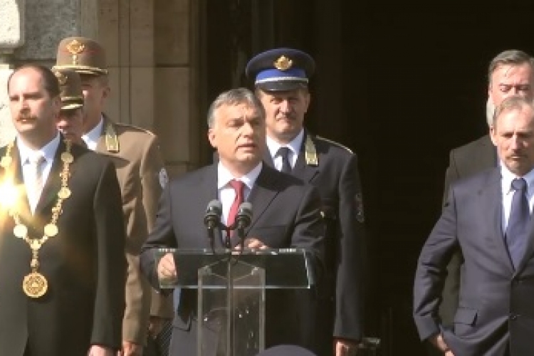 Orbán: a rendőröknek példát kell mutatniuk