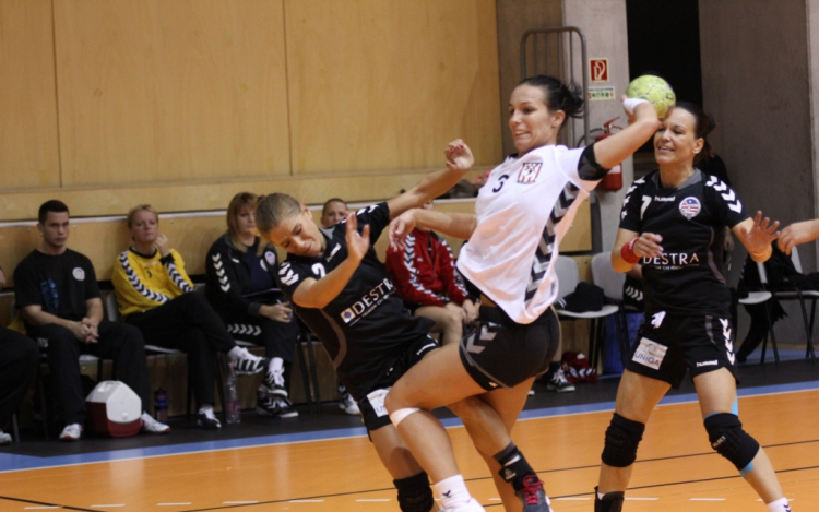 Kézlabda nyertünk Egerben