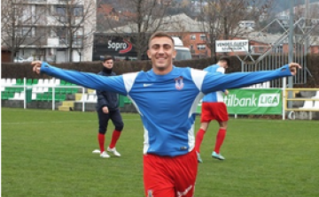 Emberhátrányból döntetlen