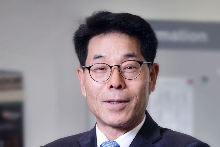 Új ügyvezető a Hankooknál