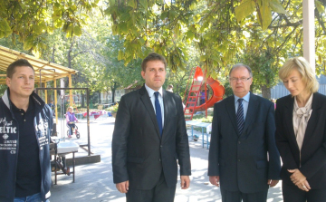 Összefogással újul meg a Dózsa városrész ovija