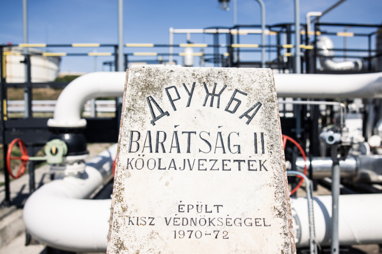 Zelenszkij: Ukrajna tavasszal befejezi a Barátság kőolajvezeték javítását