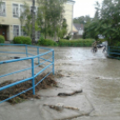 Esett, sőt zuhogott