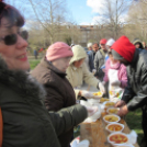 Húsvéti ételosztás