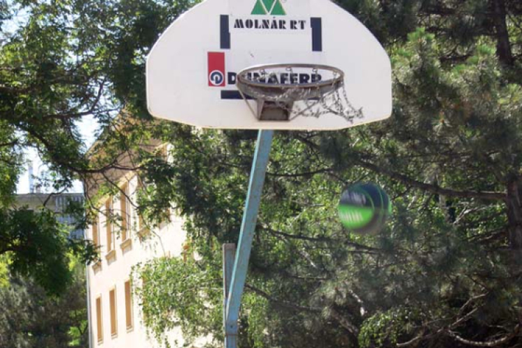 Steelball a Városháza téren