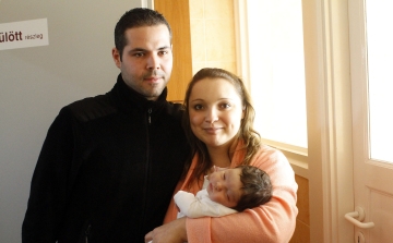 Dominik az első baba