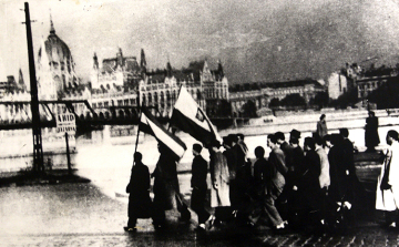 Lengyel-magyar két jóbarát...