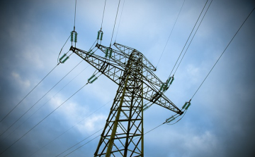 TIM: a kormány támogatja a villamosenergia hálózatba integrált tárolókapacitások növelését