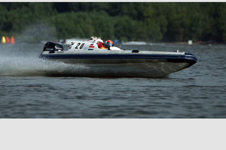 Száguldó hajók szerelmesei