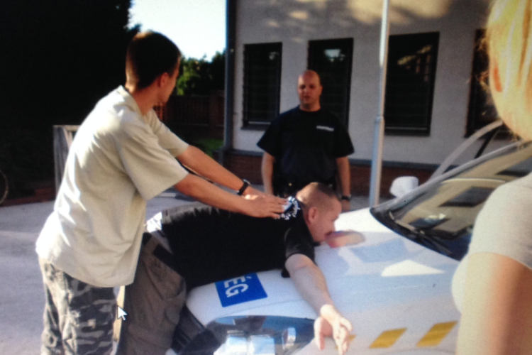 Rendőrök képezték a dunaújvárosi polgárőröket