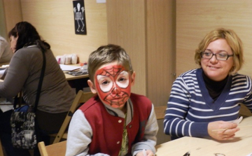 Boszorkánybuli az MMK-ban - képekkel