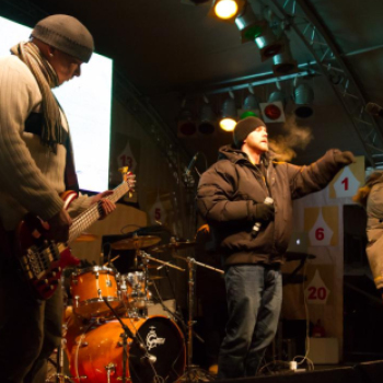 Szilveszter a Városháza téren