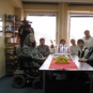 Mozgáskorlátozottak irodát avattak