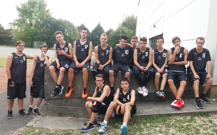 Felkészülési torna Százhalombattán